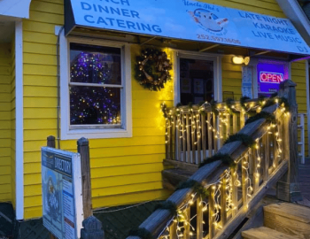 Uncle Ike's Sandbar & Grill