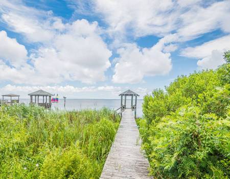 Coastal Distancing - D4414